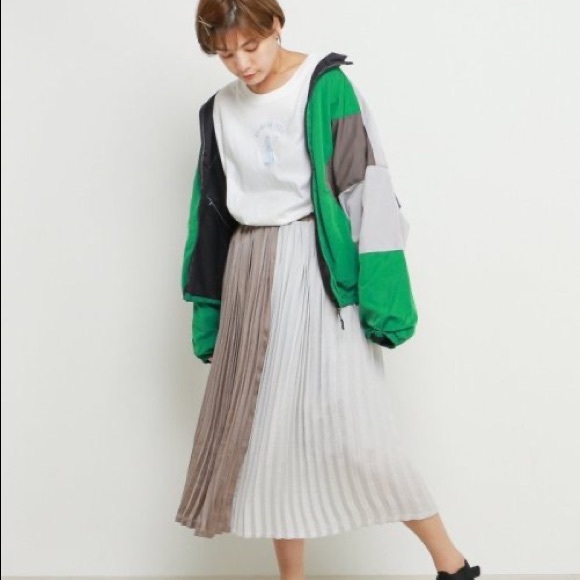 🇯🇵 Reversible windbreaker - Picture 2 of 7